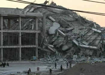 Muertos y atrapados al caer edificio en Tailandia, sacudida por un terremoto en Birmania de trascendencia 7,7