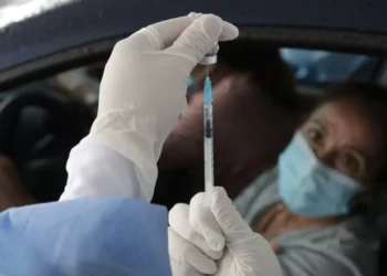 Covid-19: los impactos en movimientos antivacunas y en el negacionismo político