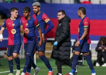 El guardarropa del Barça, devastado tras conocer la muerte del doctor Miñarro