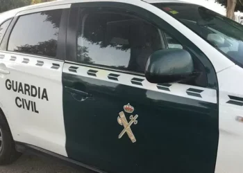 Hallan en un domicilio de Badajoz a un hombre tocho con un cuchillo clavado en el abdomen