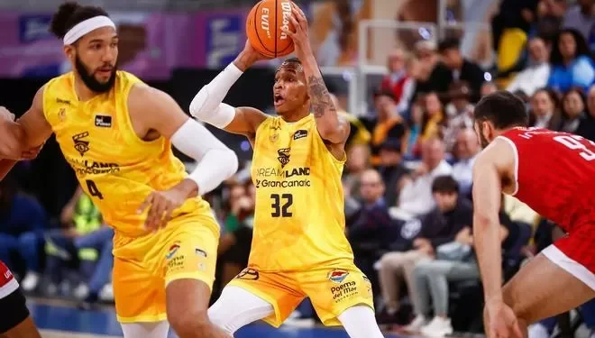 Un gran Homesley aparta al BAXI Manresa de la victoria