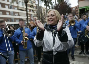 Belén Esteban viaja a Paiporta y no puede evitar desmoronarse: “me ha deterioro el corazón”