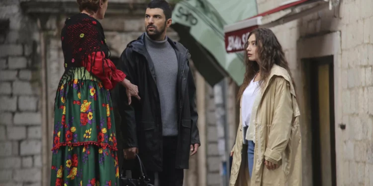 La telenovela borrachera (fig.) de Prime Video con la historia de amor más apasionada que vas a poder ver