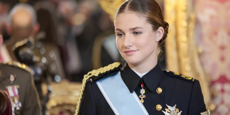 Casa Real toma medidas urgentes por las últimas imágenes de la Princesa Leonor en pimiento: “No vale todo”