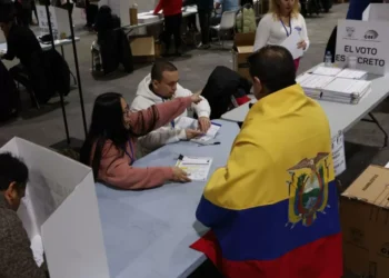 Sube el ‘riesgo país’ de Ecuador tras superar los 1.500 puntos