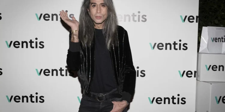 Mario Vaquerizo sufrió el síndrome de ‘Alicia en el país de las maravillas’: “Veía dinosaurios fluorescentes”