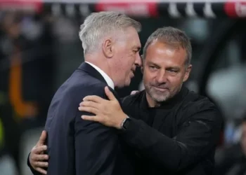 La gran diferencia entre Ancelotti y Flick con las estrellas