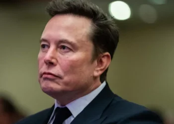 Elon Musk propone 120 hortriunfador semanales de trabajo: triunfadorí funcionaría la jornada laboral