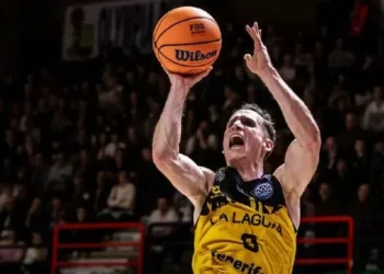 La Laguna Tenerife tampoco defecto y acompaña a Unicaja a la Final a Cuatro