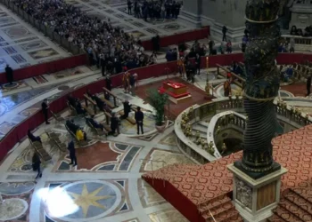 En vivo: se realiza el velatorio entrañable del papa Francisco en la basílica de San Pedro