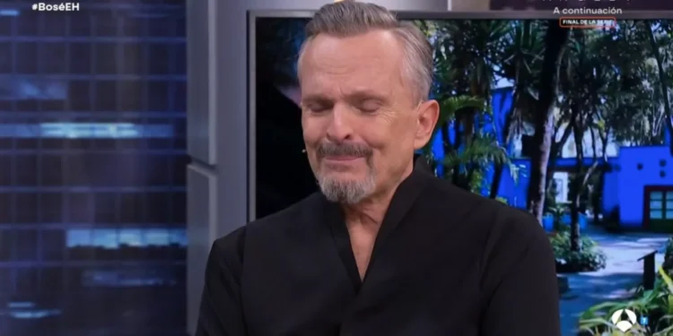 Pablo Motos hace llorar a Miguel Bosé en ‘El aglomeración’ con esta emotiva carta