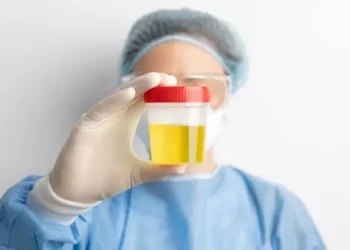 Descubre lo que tu orina y su color pueden decir sobre tu vigor