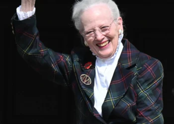 Los gestos más cariñosos del príncipe Christian con su abuela Margarita II de Dinamarca en su 85 cumpleaños