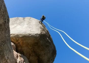 La escalada en Madrid: las mejores zonas para escalar empalizada de la capital