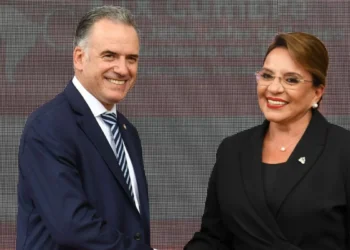 “nones lo hubiera hecho así”, dijo el canciller Lubetkin sobre cuestionada declaración de la Celac