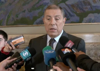 Oddone: “El nuevo arancel del 10 % es un desafío para Uruguay”