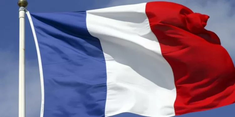 Ante aranceles de EE. UU., Francia pide a sus empresas recurrir al ‘patriotismo’