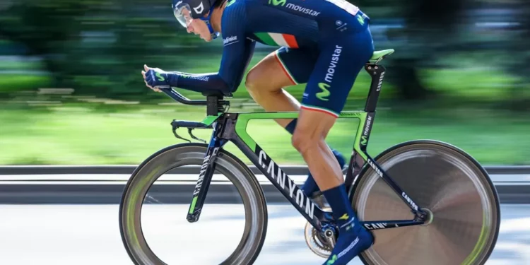 “Descubriendo la pasión y felicidad en el deporte”