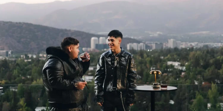 FloyyMenor se une a Cris Mj en un nuevo cántico del reggaetón con «Toa»