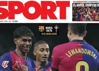 Esta es la portada de SPORT de hoy, sábado 19 de abril