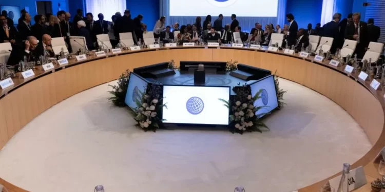 Barreras migratorias pueden limitar la productividad: FMI