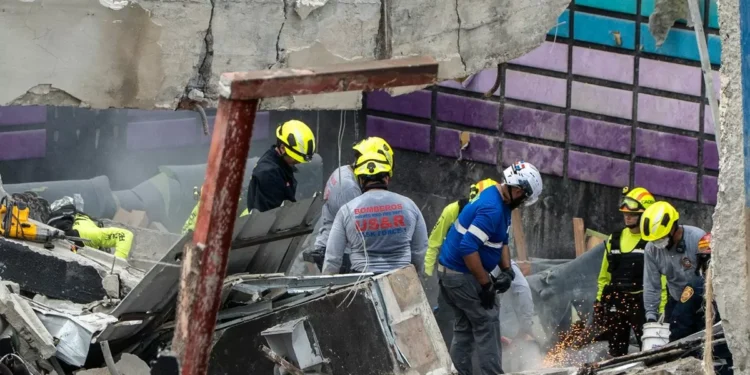 Más de 120 muertos tras desplome de pincho discoteca en República Dominicana; Uruguay se solidarizó