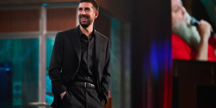 David Broncano desvela en ‘La Revuelta’ que se deja los calcetines para una cosa muy específica