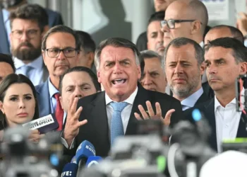 Bolsonaro encabeza protesta en Sao Paulo tras ser acusado, acusado de trama golpista