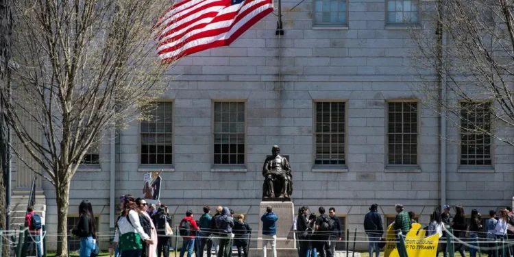 Seis heridos en tiroteo en una Universidad Estatal de Florida, Estados Unidos