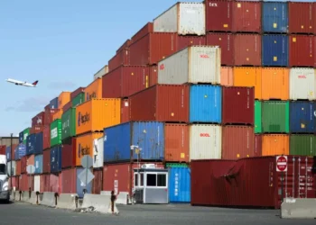 China dice contar con las ‘herramientas’ para enfrentar turbulencia económica