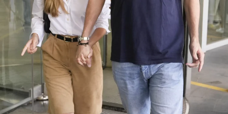 Clara Chía y Gerard Piqué: dos versiones diferentes de su crisis de novio