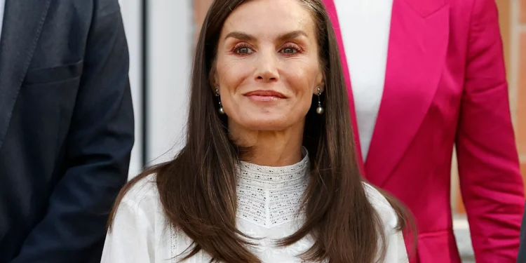 El diseñador, viejo de Tamara Falcó, que sentencia el mejor look de la Reina Letizia: “No me puede gustar más”