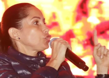 Elecciones en Ecuador: González, candidata derrotada, no reconoció triunfo de Noboa