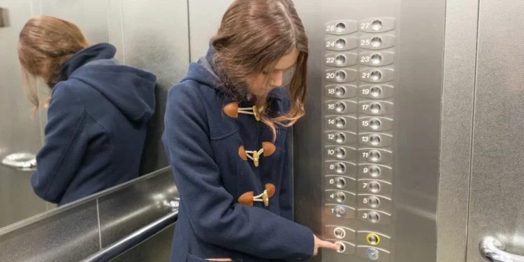 Hacen 286 rescates en ascensores en Madrid por el apagón masivo