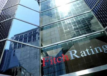 La agencia Fitch bajó la nota de China por el crecimiento de deuda