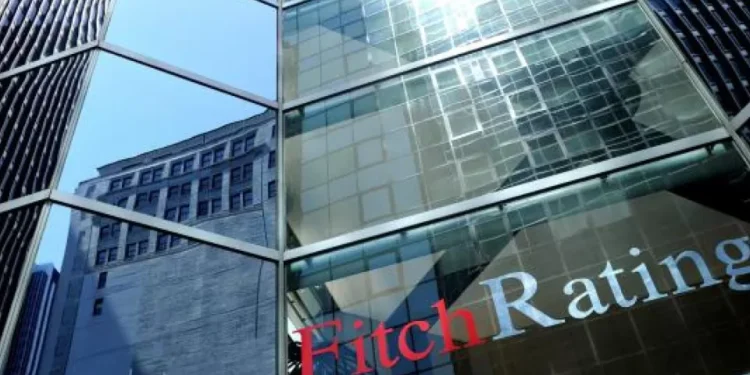 La agencia Fitch bajó la nota de China por el crecimiento de deuda