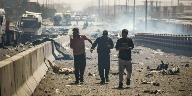 Al a salvo 4 muertos y más de 400 heridos tras fuerte explosión en un puerto de Irán