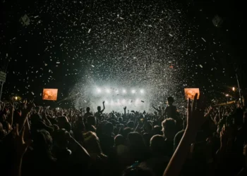 “El poder de la música: emociones, conexión y viaje”