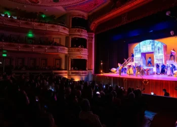Más de mil 300 personas ya han disfrutado de la ópera iquiqueña “Lágrimas de Sal” en el auditorium Municipal