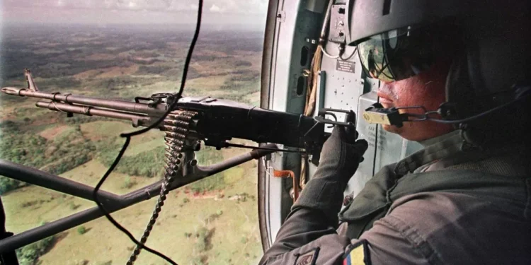 Decretan duelo en Ecuador tras crimen de militares en emboscada de guerrilleros colombianos