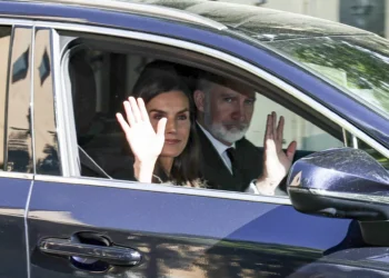 Los Reyes Felipe VI y Letizia asisten a la culto funeral de Serafín Sedano, capellán del Palacio de la Zarzuela
