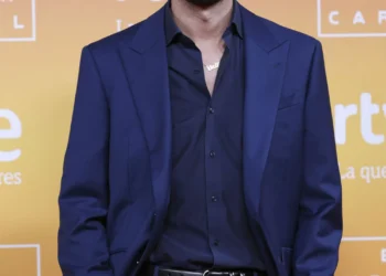 David Broncano se entera en mitad de la emisión de ‘La curva’ sobre el enfado de Melody: “¿Está enfadada?”