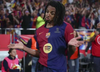 Koundé desmiente haber estado en una fiesta tras el clásico