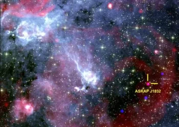 Detectan un objeto cósmico que emite señales de radio y rayos X de modo sincronizada