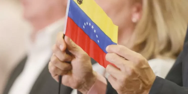 Venezuela denuncia planes de saboteo desde Colombia para las elecciones del domingo