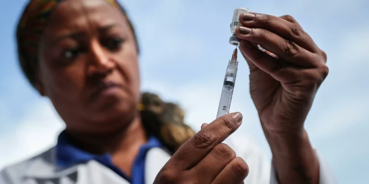 La OPS señala al dengue, la resfriado aviar y el Oropuche como los mayores retos en América