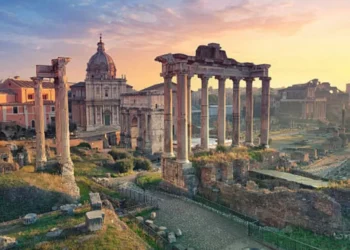 ¿De verdad todos los caminos llevan a Roma? La IA explica el linaje del dicho