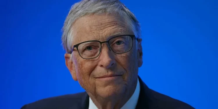 Bill Gates anuncia que donará el 99% de su fortuna para 2045 y que sujetará su fundación