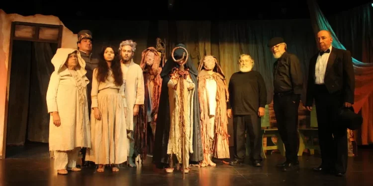 Teatro de la reseña: la escena como espacio para la verdad, la justicia y la reparación