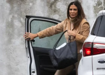 Jueza cuestionada por escándalo de videos se aparta del juicio por homicidio de Maradona